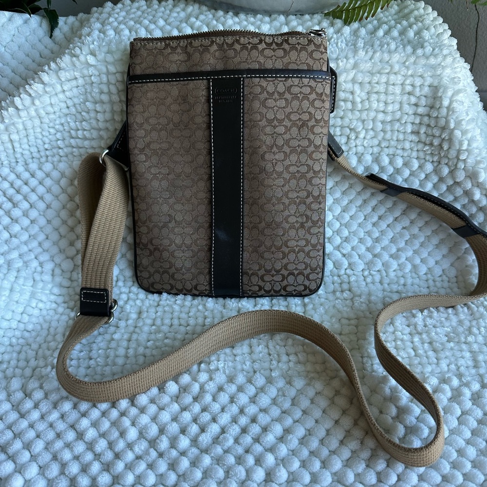 Coach Canvas Leather Trim Tan Brown Crossbody Filebag Signature Travel Purse
